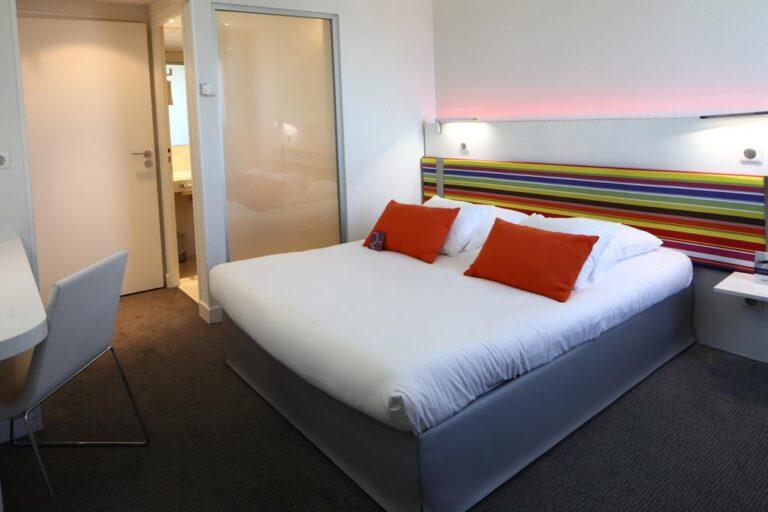 mercure-angouleme-hotel-de-france-hotel-1lieu1salle-convention-chambre.jpg
