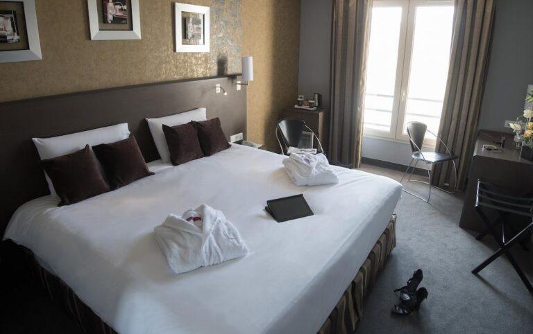 mercure-bords-de-loire-saumur-1lieu1salle-hotel-restaurant-chambre.jpg