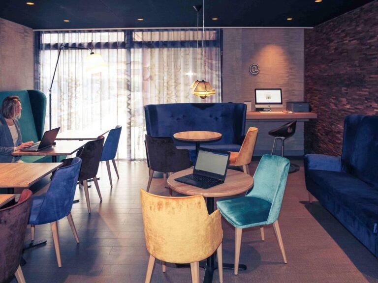 mercure-dinan-port-le-jerzual-1lieu1salle-salon.jpg