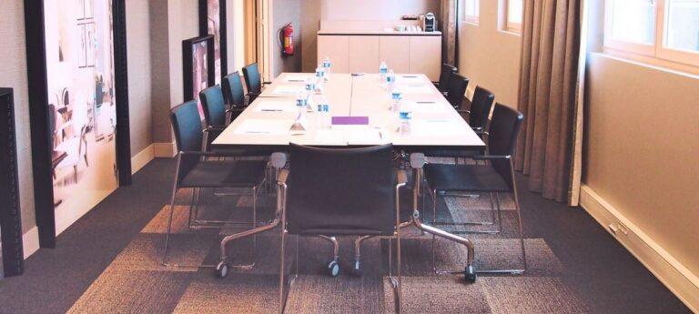 mercure-le-mans-1lieu1salle-reunion.jpg