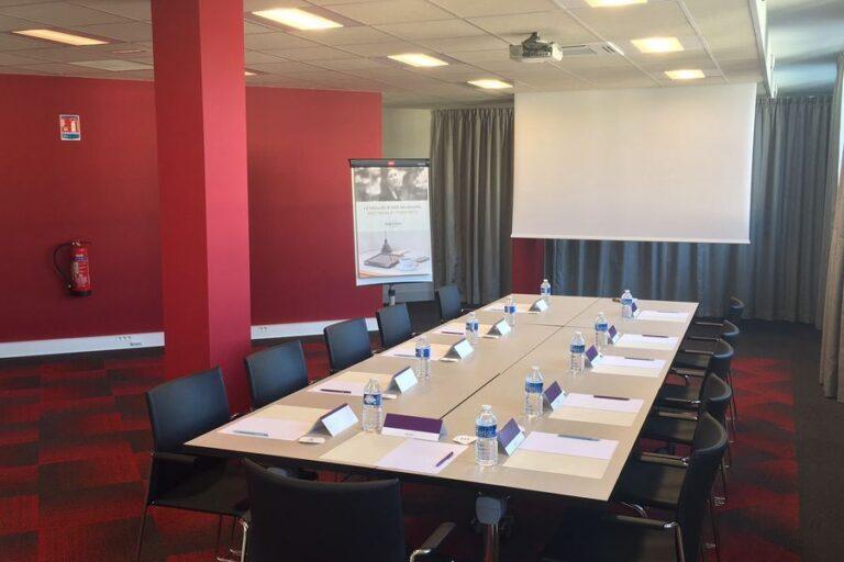 mercure-le-mans-1lieu1salle-salon.jpg