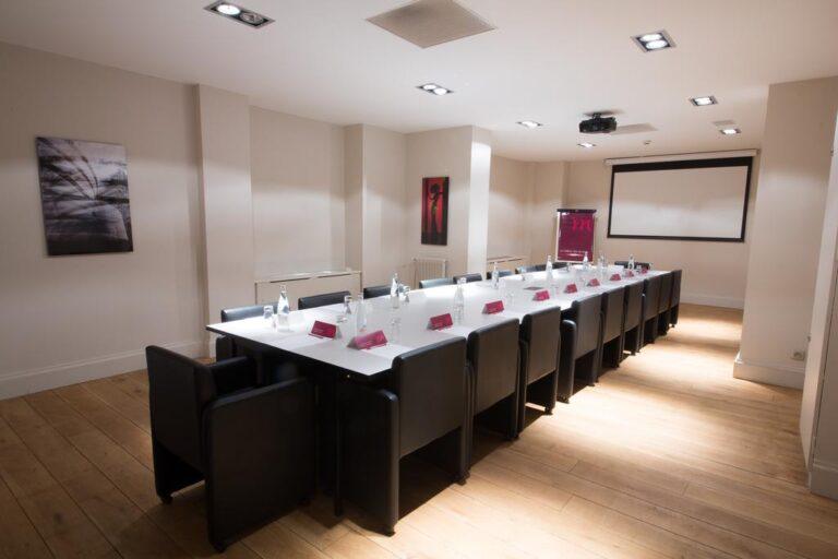 mercure-lille-roubaix-grand-hotel-1lieu1salle-seminaire.jpg