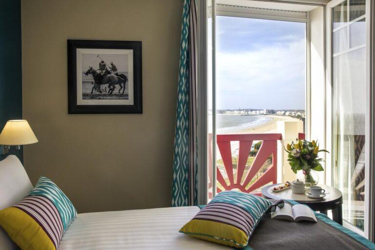 mercure-majestic-1lieu1salle-hotel-restaurant-seminaire-chambre.jpg