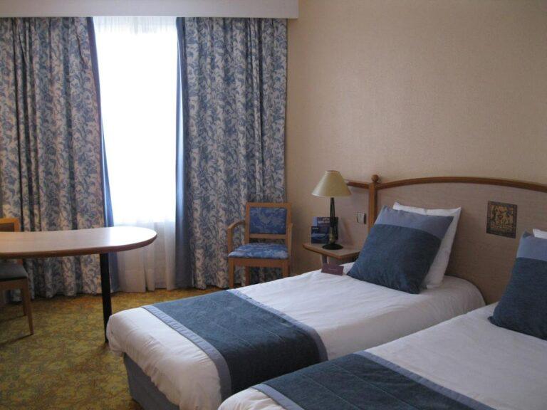 mercure-nevers-pont-de-loire-1lieu1salle-chambre.jpg