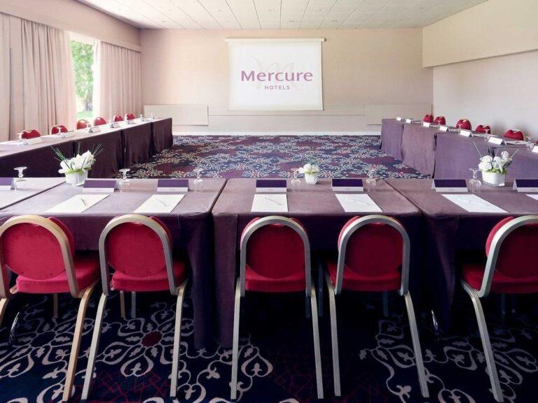 mercure-orange-centre-1lieu1salle-meeting.jpg
