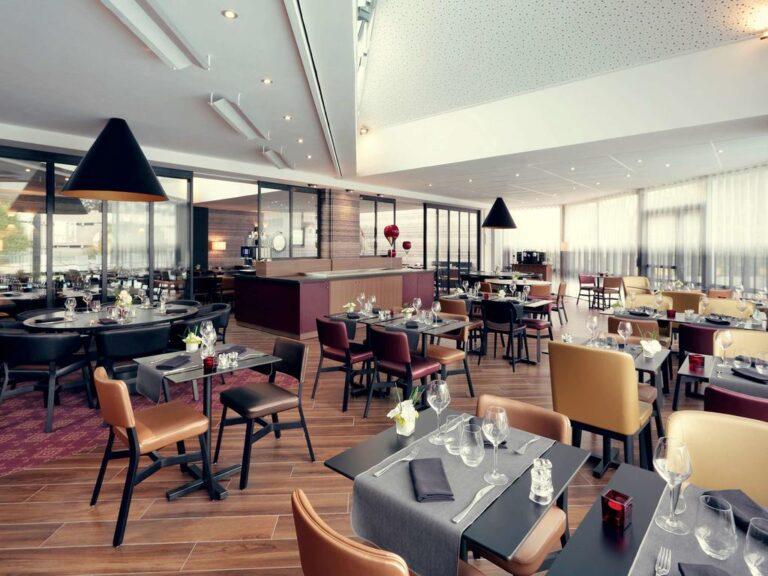 mercure-orange-centre-1lieu1salle-restaurant.jpg