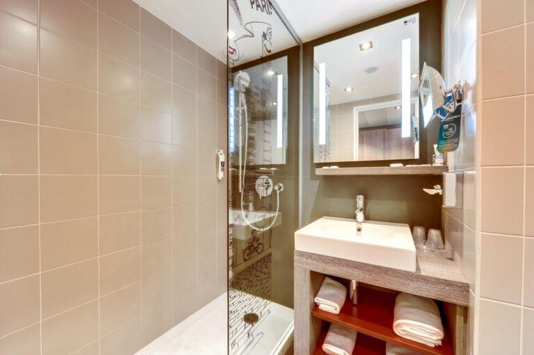 mercure-paris-gare-montparnasse-1lieu1salle-hotel-restaurant-reunions-chambre.jpg