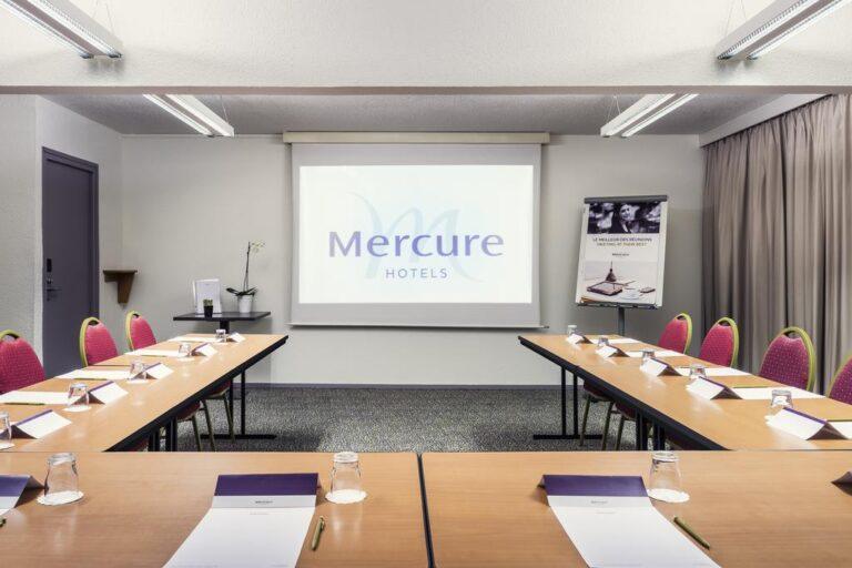 mercure-paris-le-bourget-hotel-restaurant-1lieu1salle-reunions.jpg