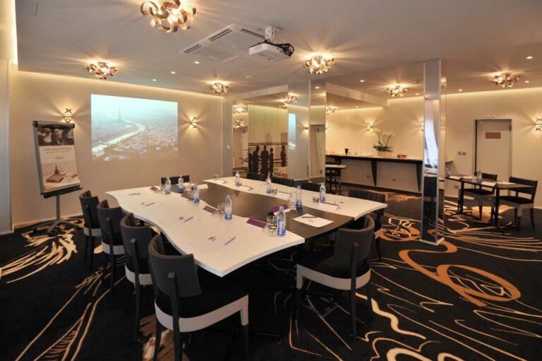 mercure-paris-place-d-italie-1lieu1salle-hotel-restaurant-reunion-salle.jpg