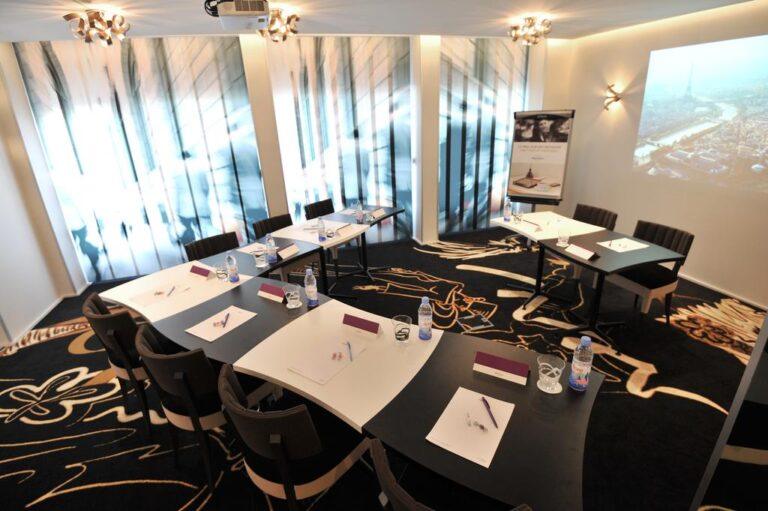mercure-paris-place-d-italie-1lieu1salle-hotel-restaurant-salle.jpg
