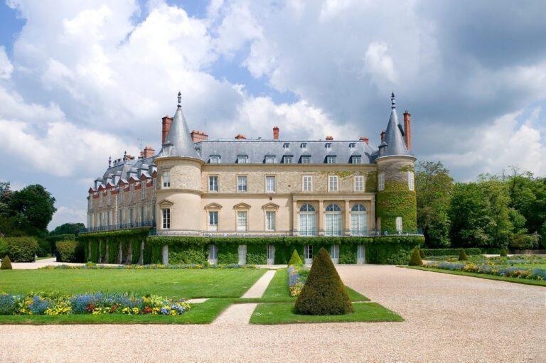 mercure-rambouillet-1lieu1salle-parc.jpg