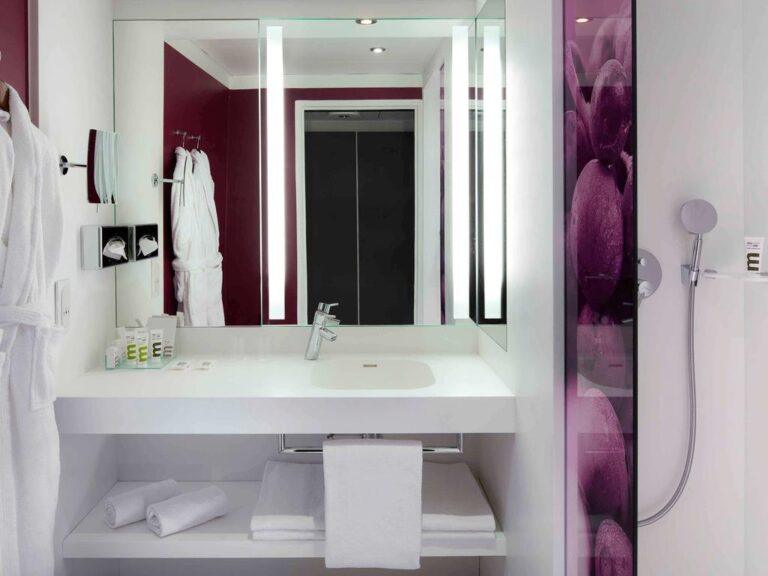 mercure-reims-centre-cathedrale-1lieu1salle-hotel-restaurant-reunion-salle-de-bain.jpg