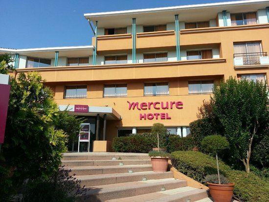 mercure-toulouse-golf-seilh-1lieu1salle-booking.jpg