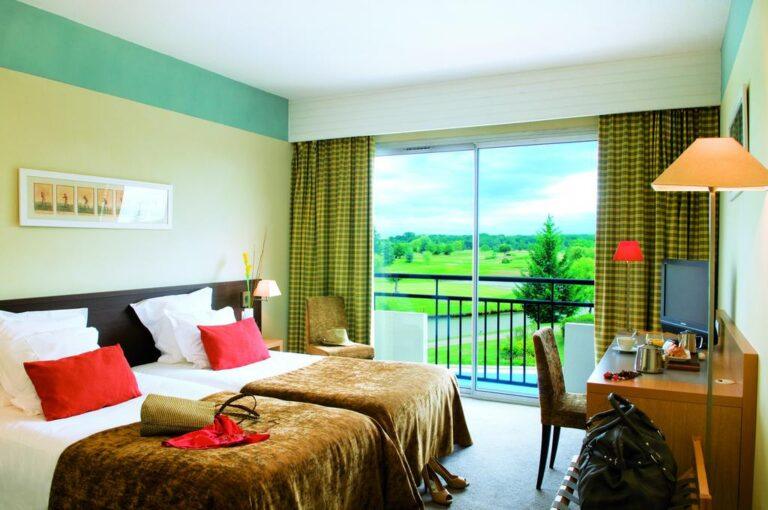 mercure-toulouse-golf-seilh-1lieu1salle-chambres.jpg