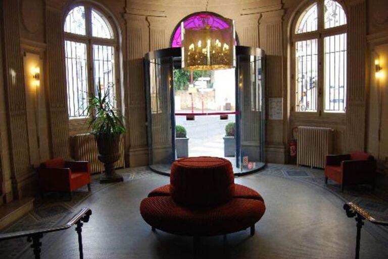 mercurecentre-lemans-1lieu1salle-hall.jpg