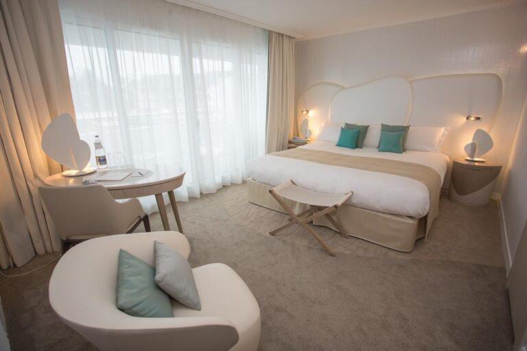 miramar-la-cigale-1lieu1salle-hotel-restaurant-congres-chambre.jpg