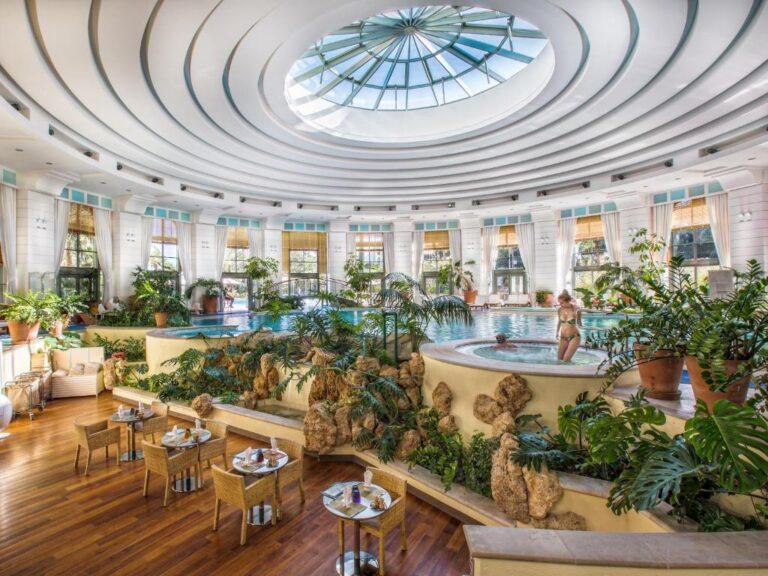 monte-carlo-bay-hotel-et-resort-monaco-1lieu1salle-restaurant-seminaire-reunion.jpg
