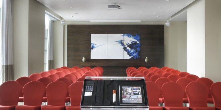monte-carlo-bay-hotel-et-resort-monaco-1lieu1salle-restaurant-seminaire-salle-evenement.jpg