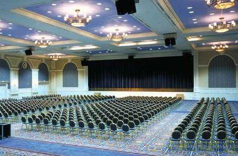 newport-bay-club-1lieu1salle-congres.jpg