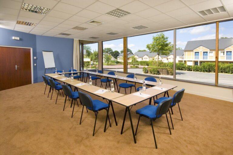 normandy-garden-1lieu1salle-salle-conference.jpg