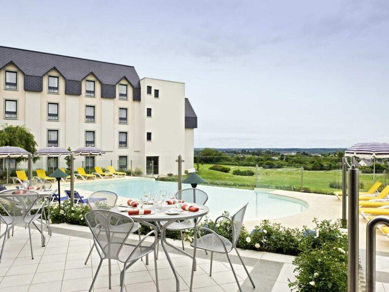 novotel-amboise-1lieu1salle-hotel-restaurant-seminaire-terrasse.jpg