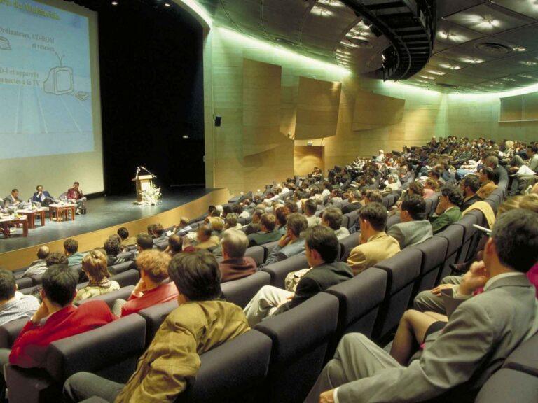 novotel-belfort-centre-atria-1lieu1salle-theatre.jpg