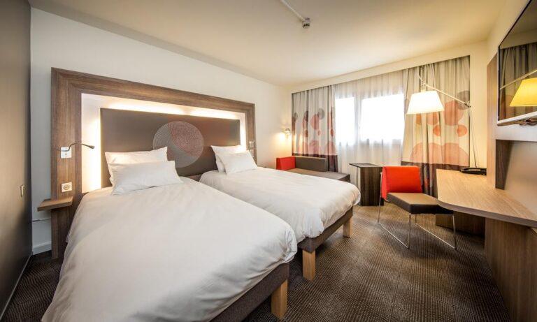novotel-clermont-ferrand-1lieu1salle-hotel-chambres.jpg
