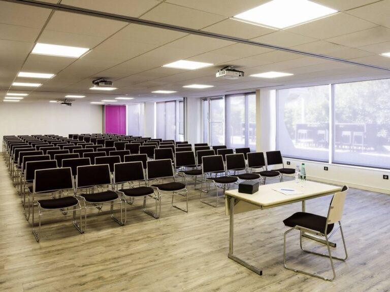 novotel-la-grande-motte-1lieu1salle-conference.jpg