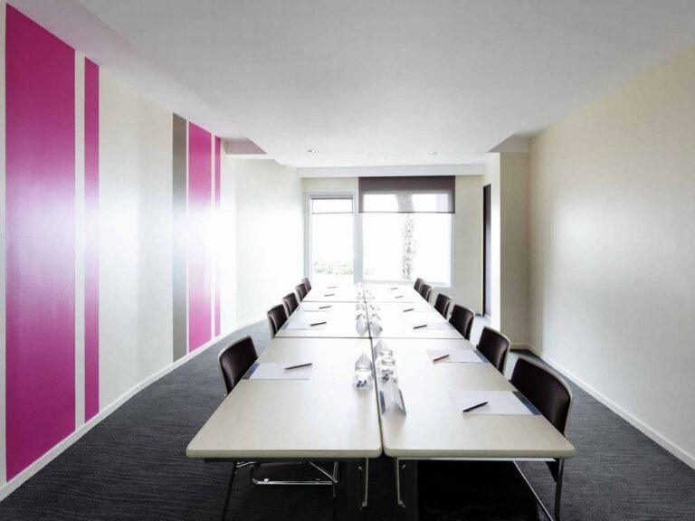 novotel-la-grande-motte-1lieu1salle-seminaire.jpg