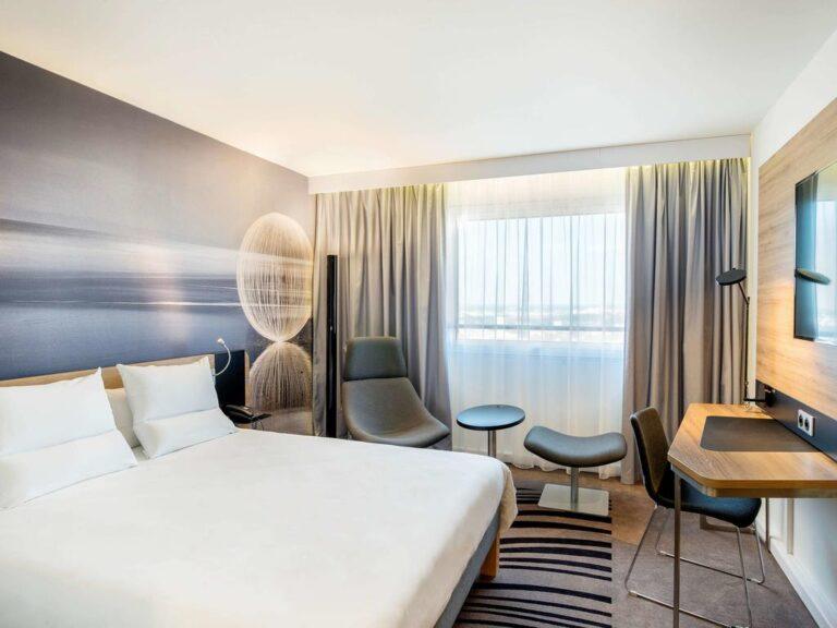 novotel-limoges-le-lac-1lieu1salle-chmb.jpg