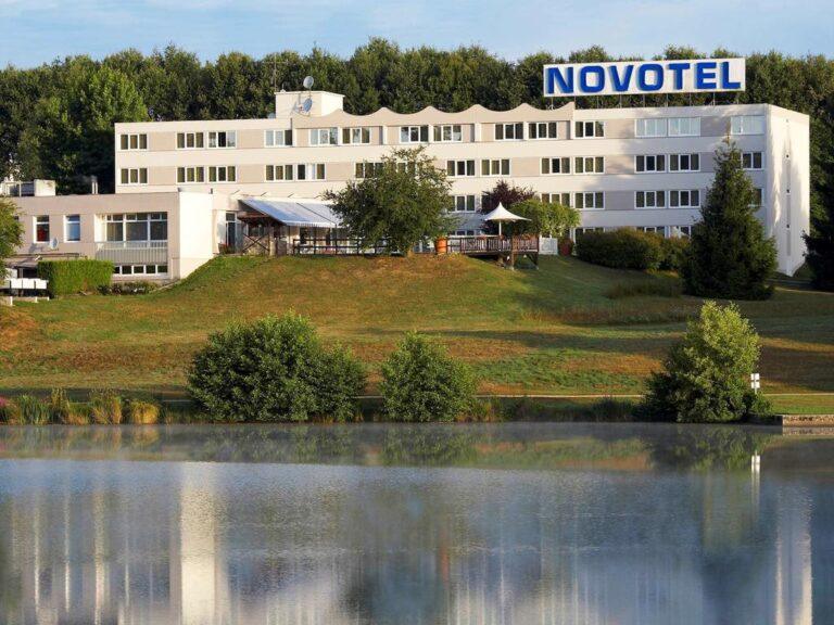 novotel-limoges-le-lac-1lieu1salle-meeting.jpg