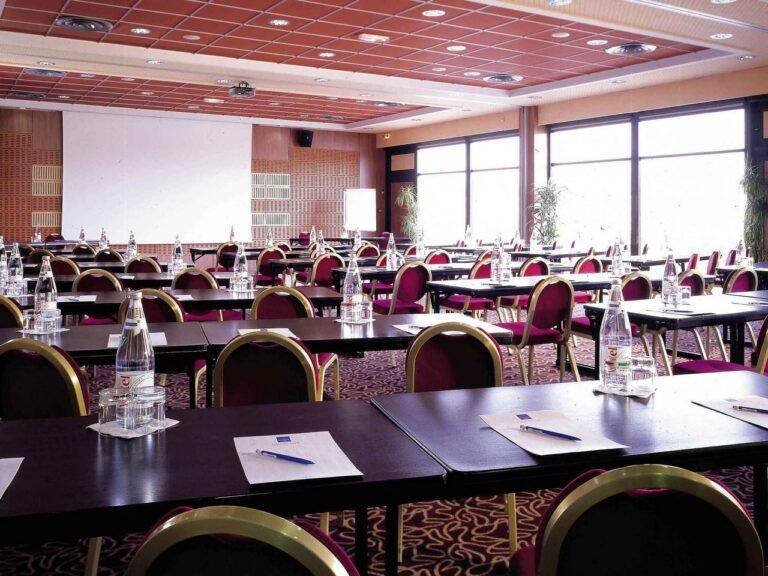 novotel-marne-la-vallee-collegien-1lieu1salle-seminaire.jpg