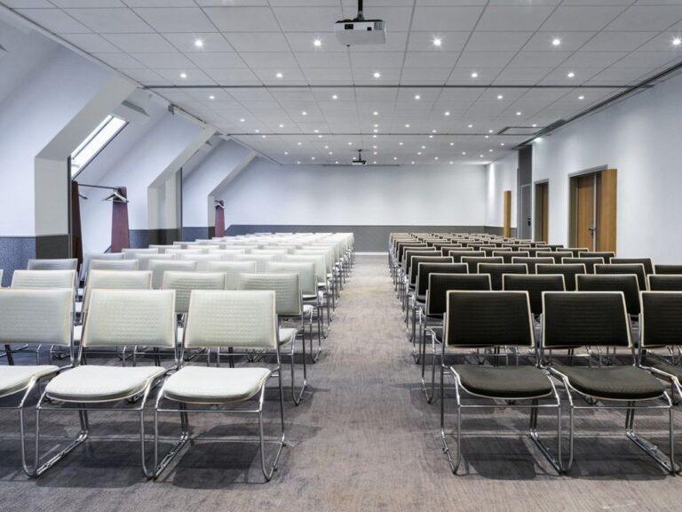 novotel-paris-bercy-1lieu1salle-restaurant-hotel-congres-salle.jpg