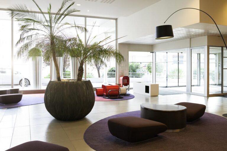 novotel-paris-est-a1lieu1salle-hall.jpg
