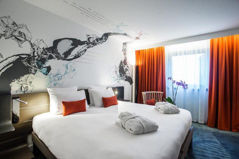novotel-paris-les-halles-1lieu1salle-hotel-restaurant-booking.jpg