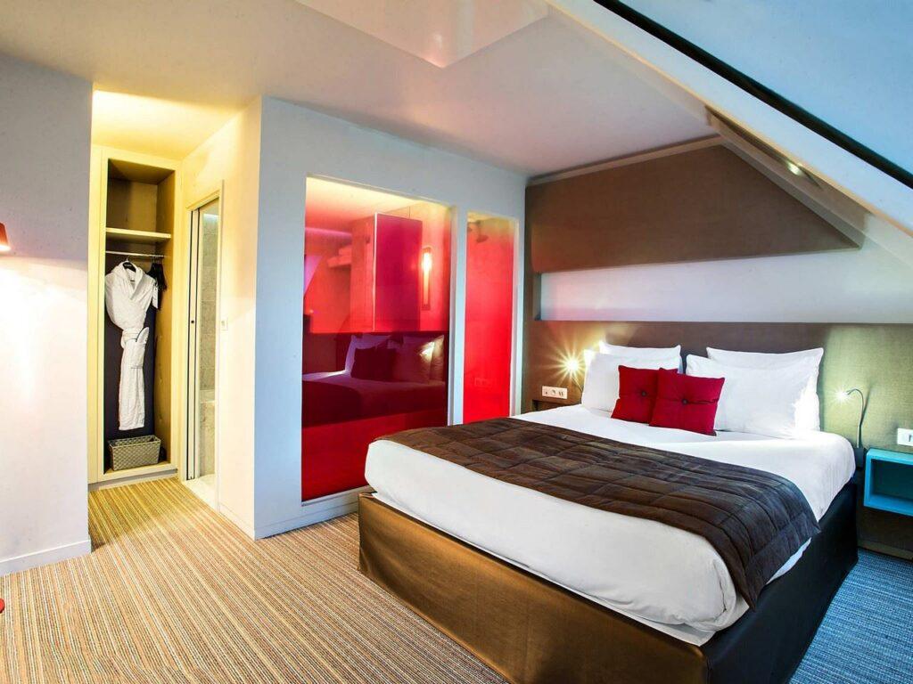 novotel-paris-les-halles-1lieu1salle-hotel-restaurant-seminaire-chambre.jpg