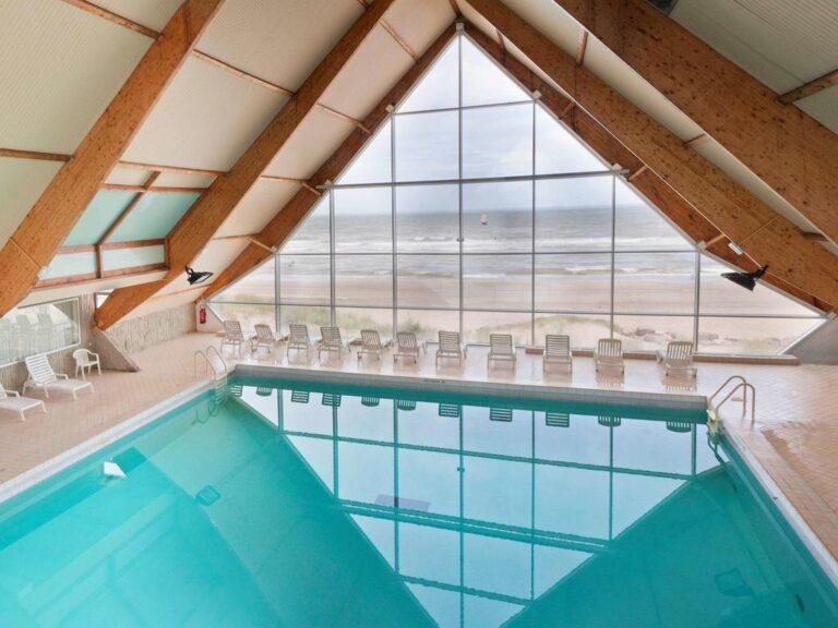 novotel-thalassa-le-touquet-1lieu1salle-restaurant-hotel-piscine.jpg