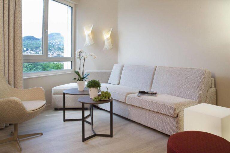 oceania-clermont-ferrand-olevene-hotel-restaurant-salon.jpg