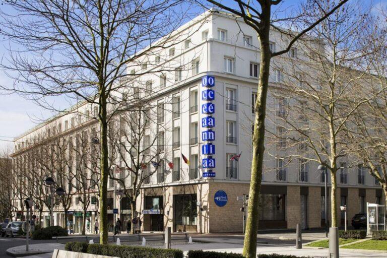 oceania-hotel-restaurant-1lieu1salle-seminaire-reunion-convention-meeting.jpg