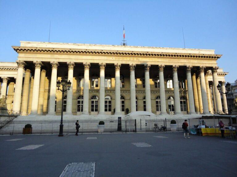 palais-brongniart-1lieu1salle-seminaire-facade.jpg