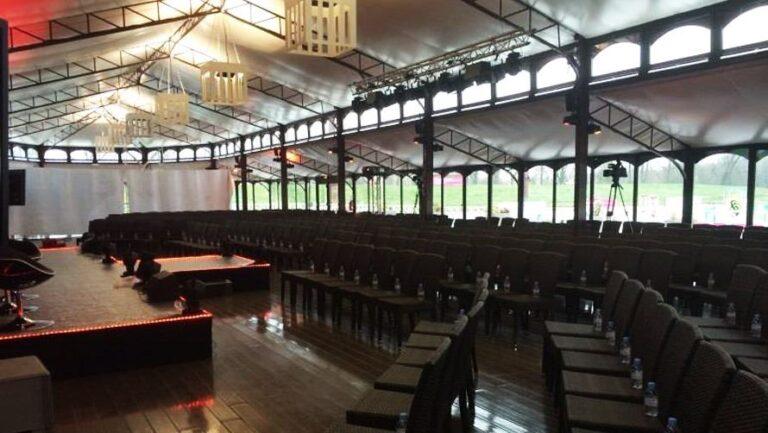 paris-golf-et-country-club-1lieu1salle-hotel-restaurant-salle-lancement-location.jpg