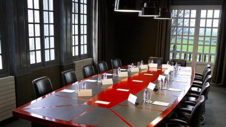 paris-golf-et-country-club-1lieu1salle-hotel-restaurant-salle-seminaire.jpg