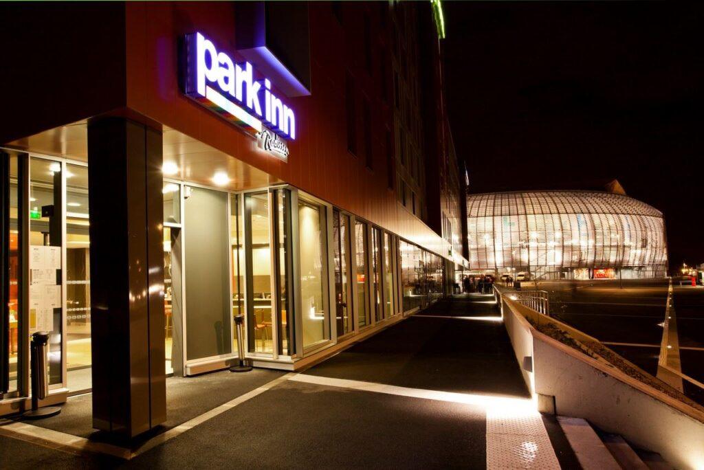 park-inn-lille-1lieu1salle-entree.jpg
