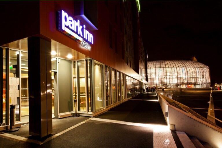 park-inn-lille-1lieu1salle-entree.jpg