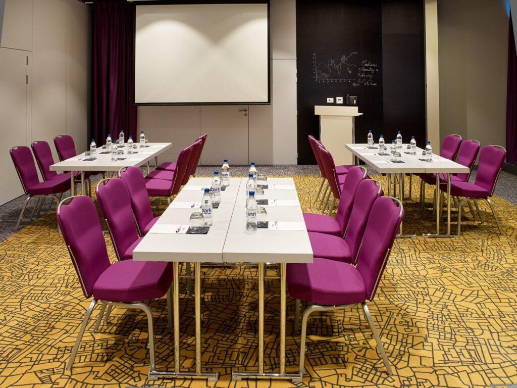 park-inn-lille-1lieu1salle-reunion.jpg