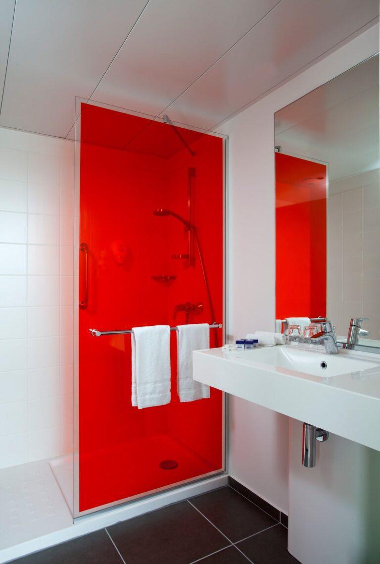 park-inn-lille-1lieu1salle-sdb.jpg