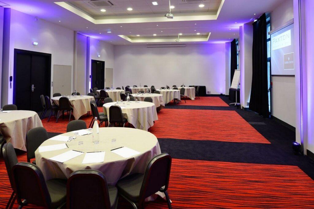 paxton-residence-hotel-et-Spa-1lieu1salle-convention.jpg