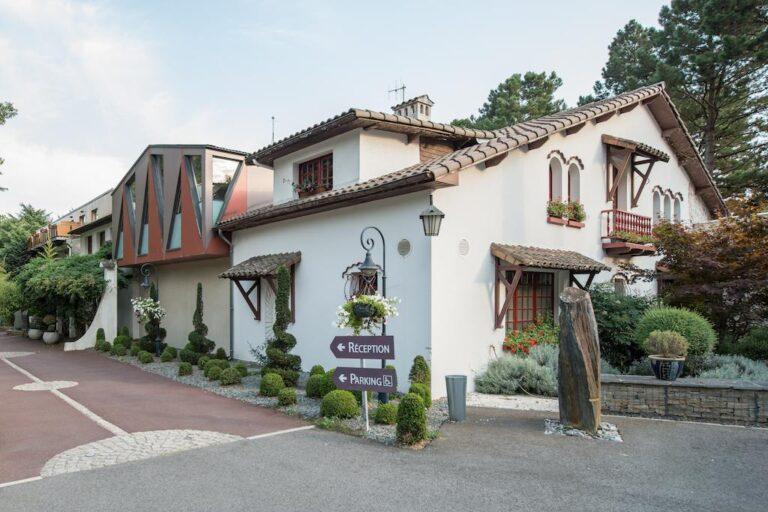 quintessia-resort-1lieu1salle-hotel-restaurant-exterieur.jpg