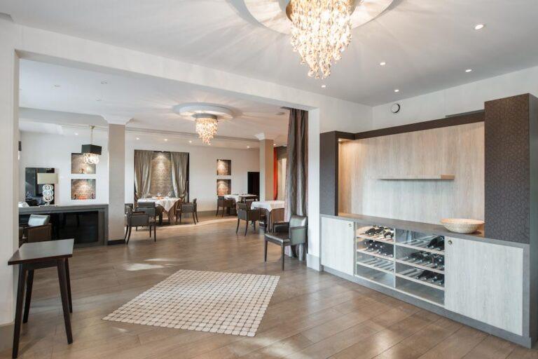 quintessia-resort-1lieu1salle-hotel-restaurant-interieur.jpg