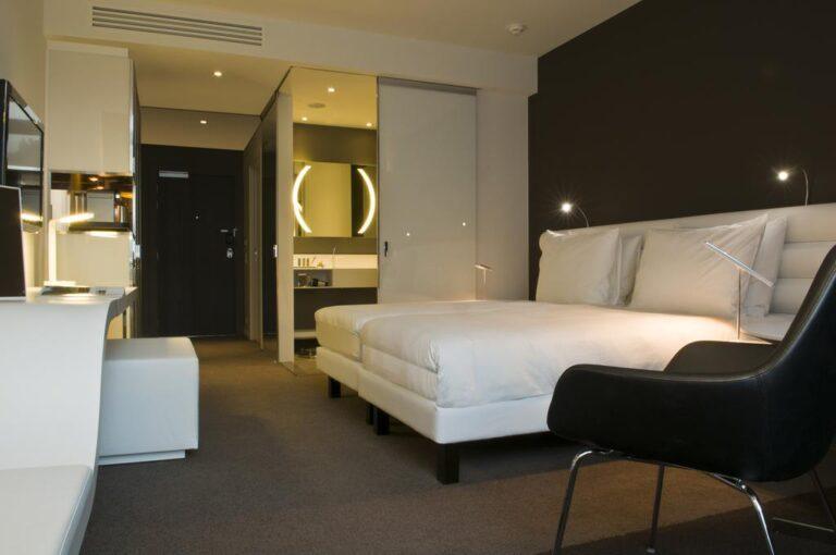 radisson-blu-nantes-1lieu1salle-hotel-restaurant-chambres.jpg